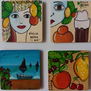 Vendita online opera dal titolo “Calamite quadrate dipinte a mano” realizzata dall'artista contemporanea Marilisa Calabretta